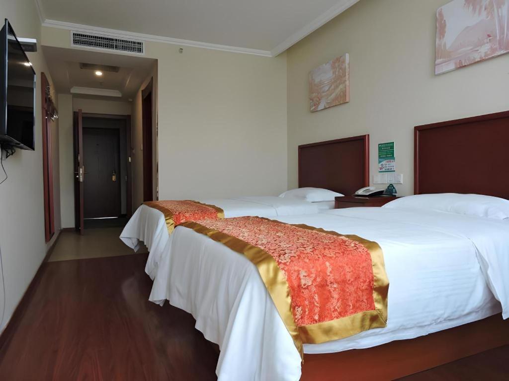 Greentree Inn Linyi Feixian Jianshe Road Express Hotel Exteriör bild