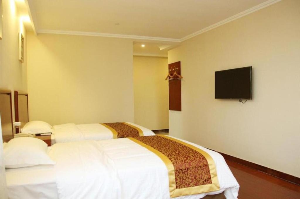 Greentree Inn Linyi Feixian Jianshe Road Express Hotel Exteriör bild