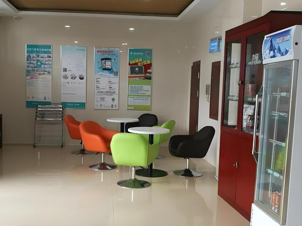Greentree Inn Linyi Feixian Jianshe Road Express Hotel Exteriör bild
